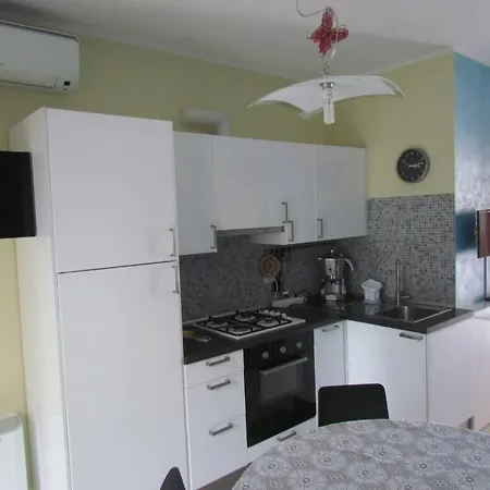 Casa Vicino Al Mare E Al Centro Di Apartment *